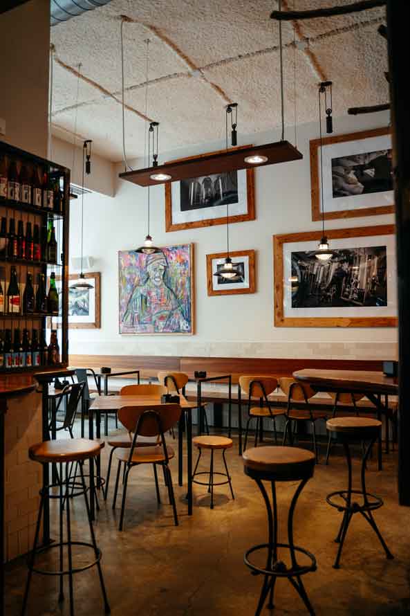 MALA GISSONA BEER HOUSE