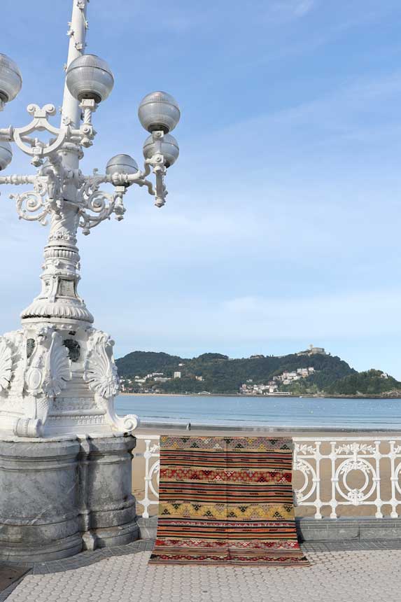 NOMADA, ALFOMBRAS Y KILIMS