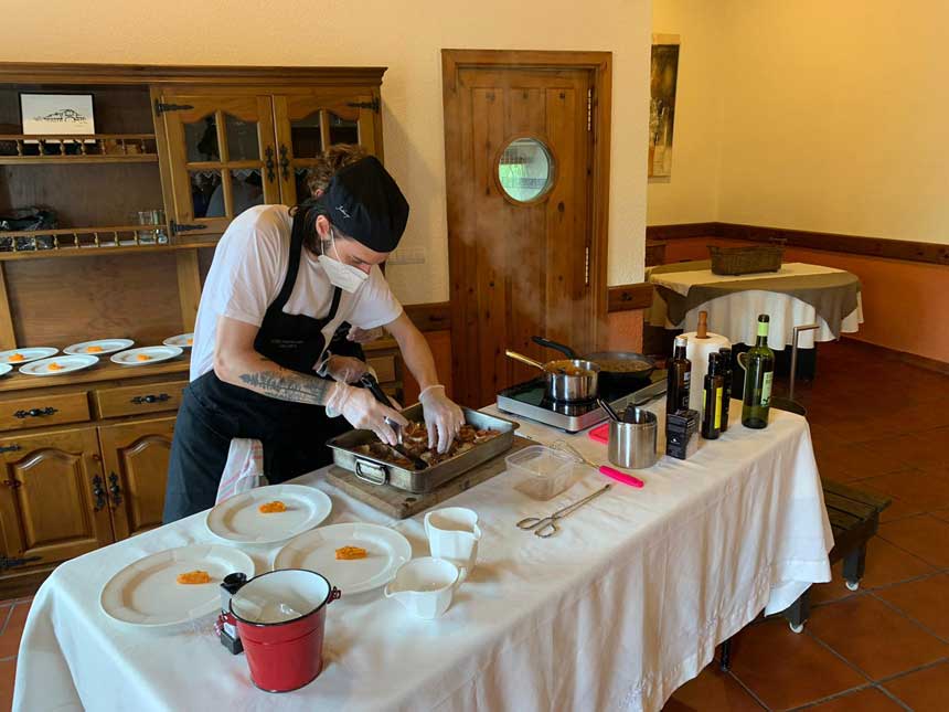 TALAI BERRI TXAKOLINDEGIA