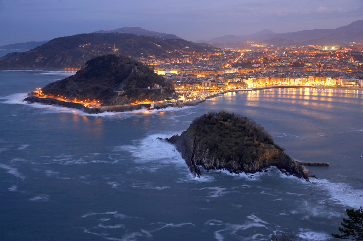 DISCOVER SAN SEBASTIAN