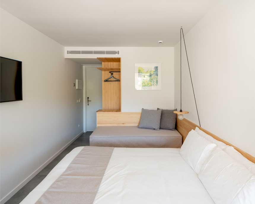 PENSION CRISTINA ENEA ROOMS