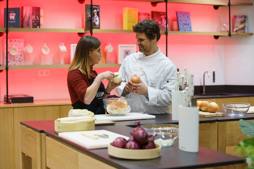 MIMO BITE THE EXPERIENCE