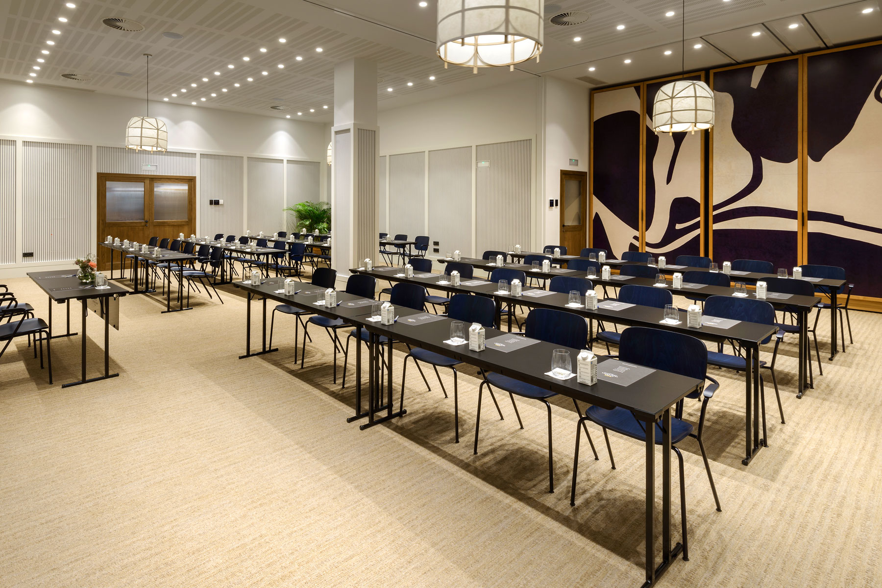 sala hotel tres reyes